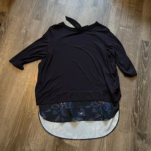 RW&Co. Dress shirt with cool back M